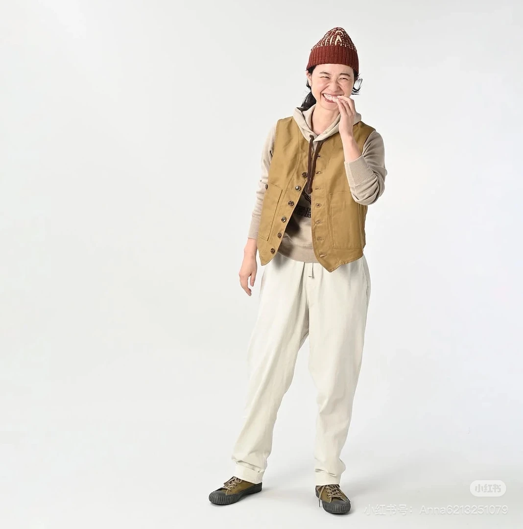 女士外贸日系风卡其色深棕色复古单排扣口袋饰高支高密棉V领马甲