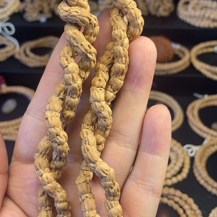 柏木其他大角度几何刀锋大肠百香籽