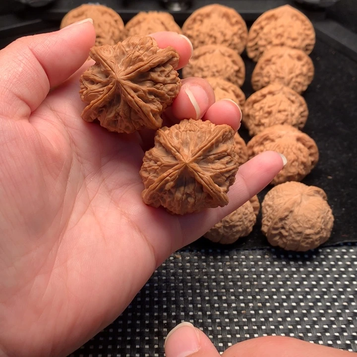 文玩核桃把件45玉玺四棱