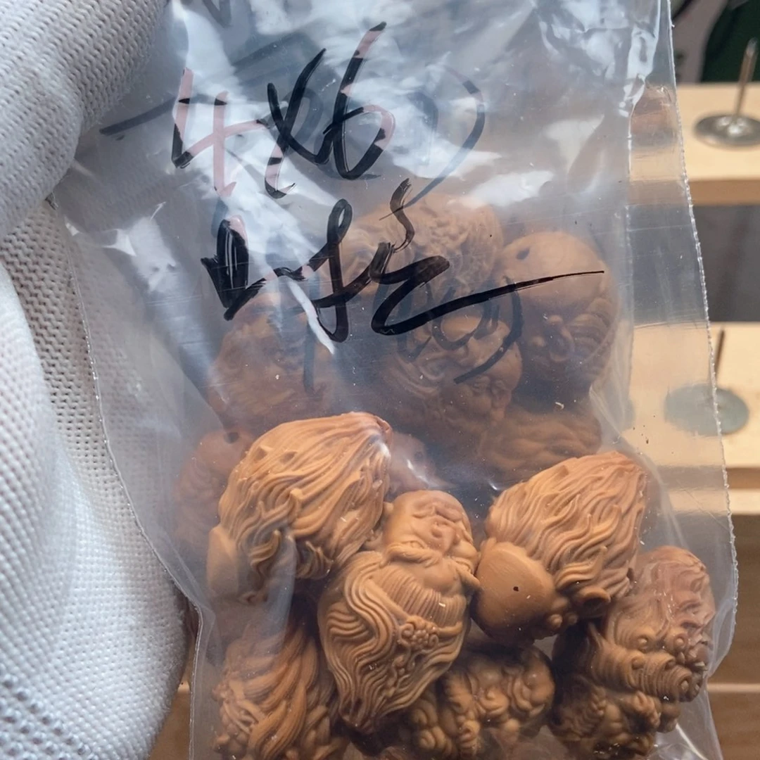 【闪购商品】吊坠橄榄核啦**啦橄榄核啦