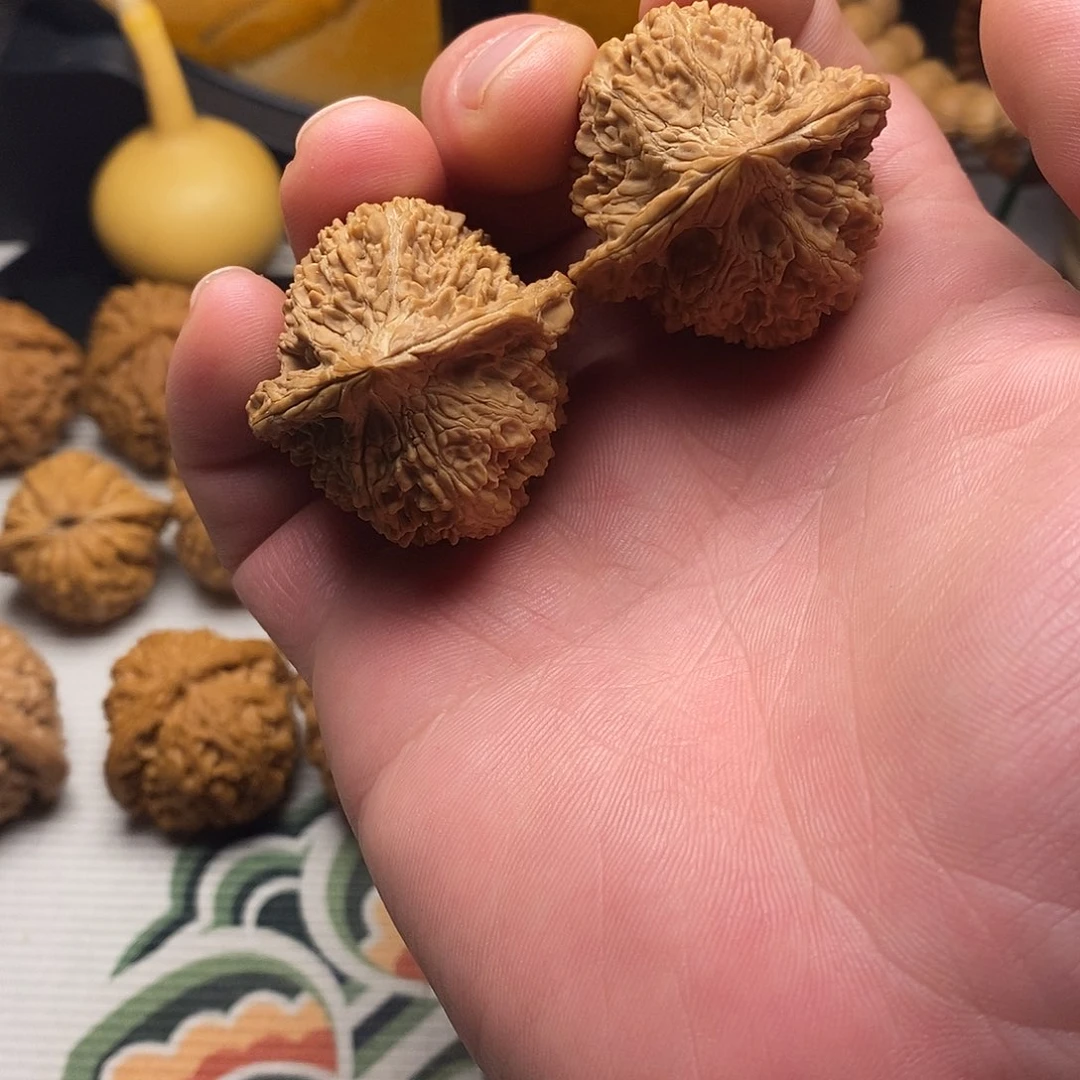 把件文玩核桃38尺满天星（尖轻微修）