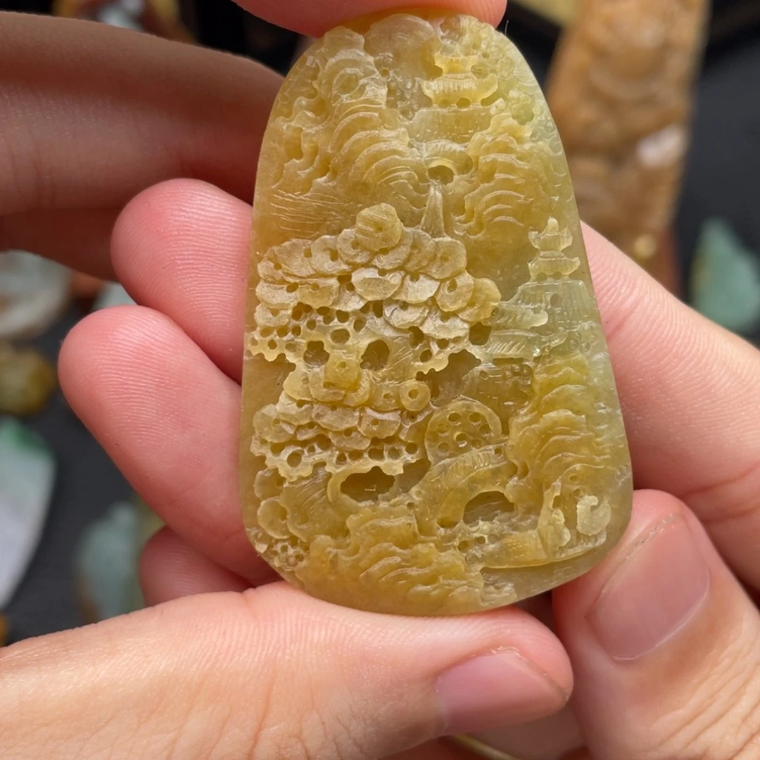定制翡翠未镶嵌山水