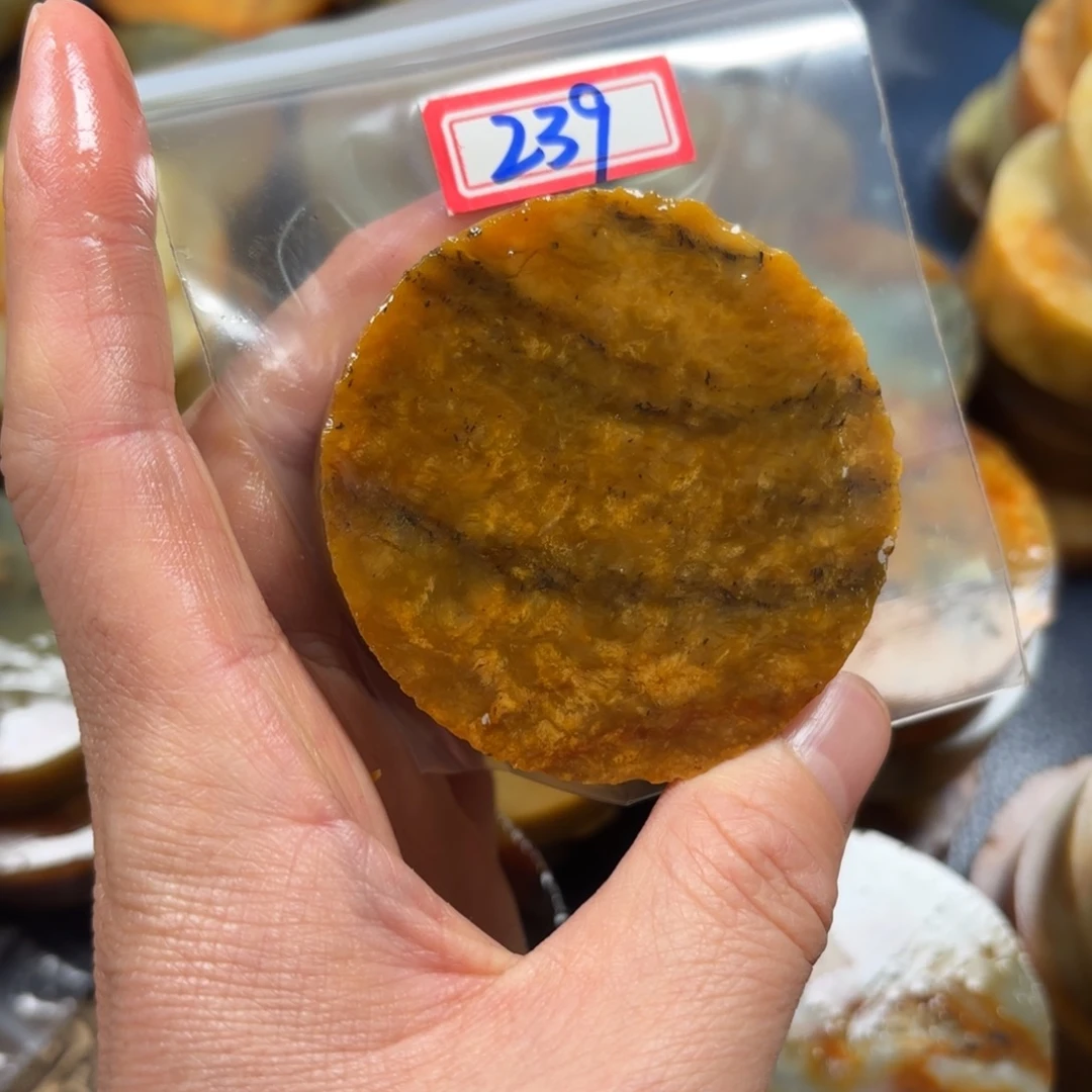 小***哥蛇纹石玉未镶嵌珠宝半成品