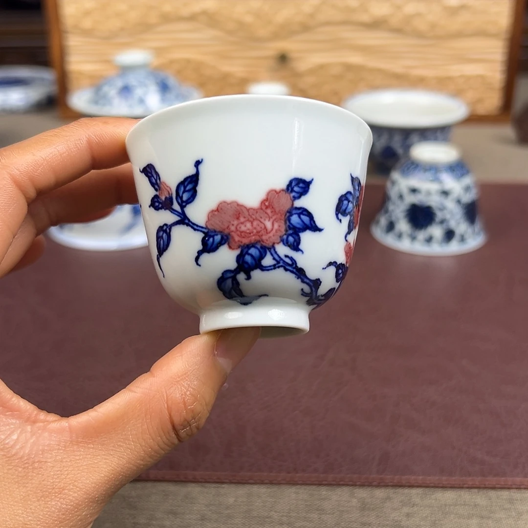 摆件景德镇闻香青花釉里红闻香杯