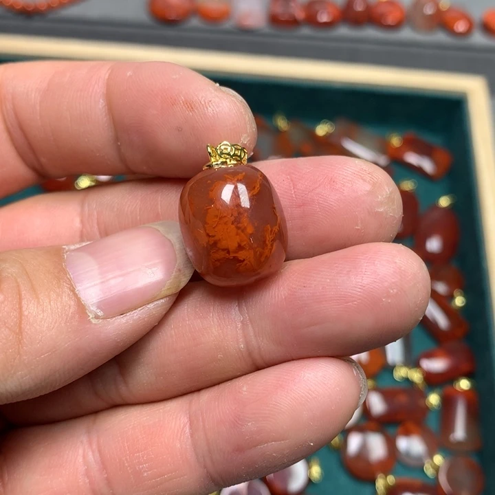 南红玛瑙吊坠(不含链)银S925镶嵌随**愿