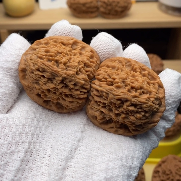 吊坠文玩核桃鹅蛋拉丝全家福毕业41尺