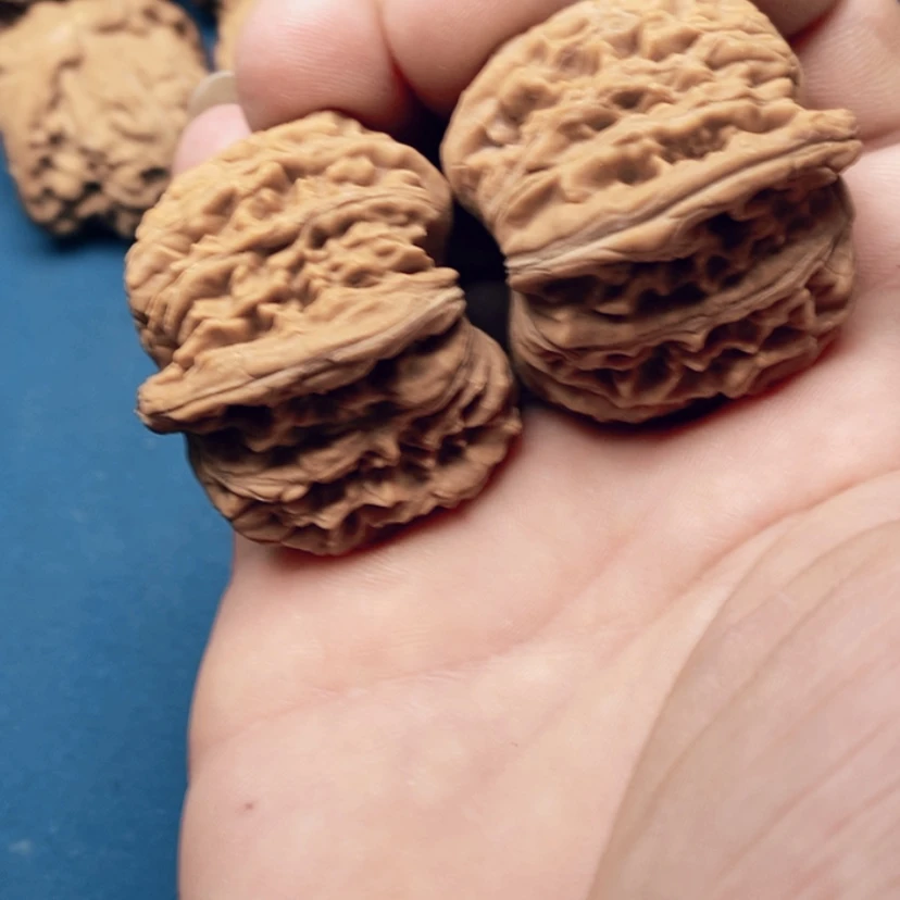 【闪购商品】文玩核桃吊坠4*36:36:36