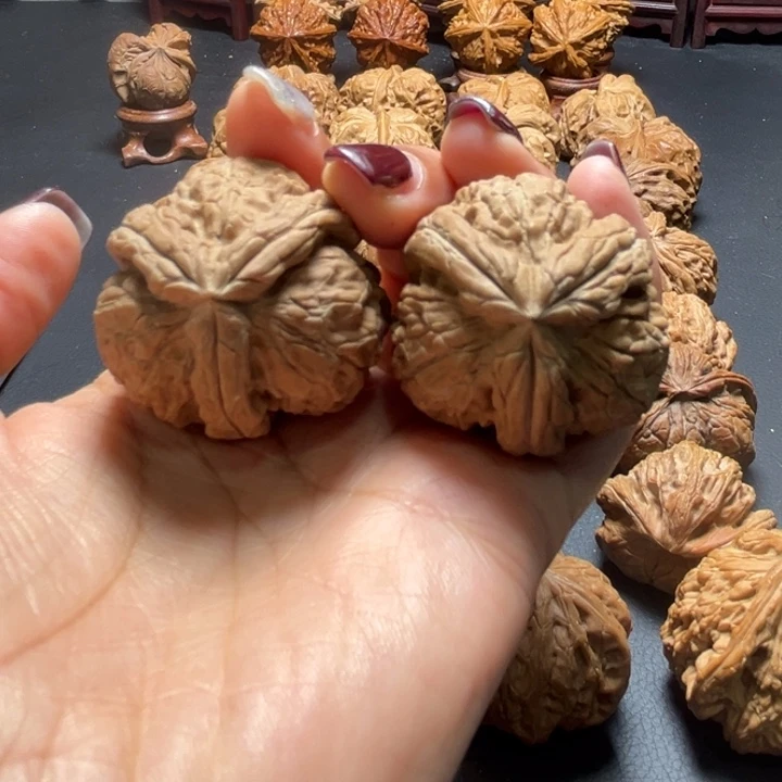 弄***情云石元宝35尺寸全家福核桃哈哈哈哈哈