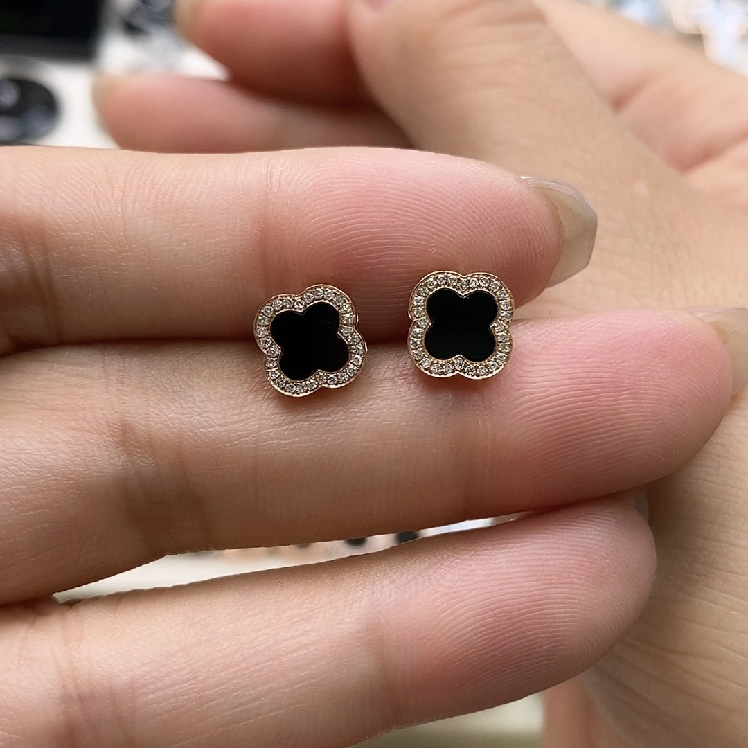 18K金镶嵌翡翠耳饰