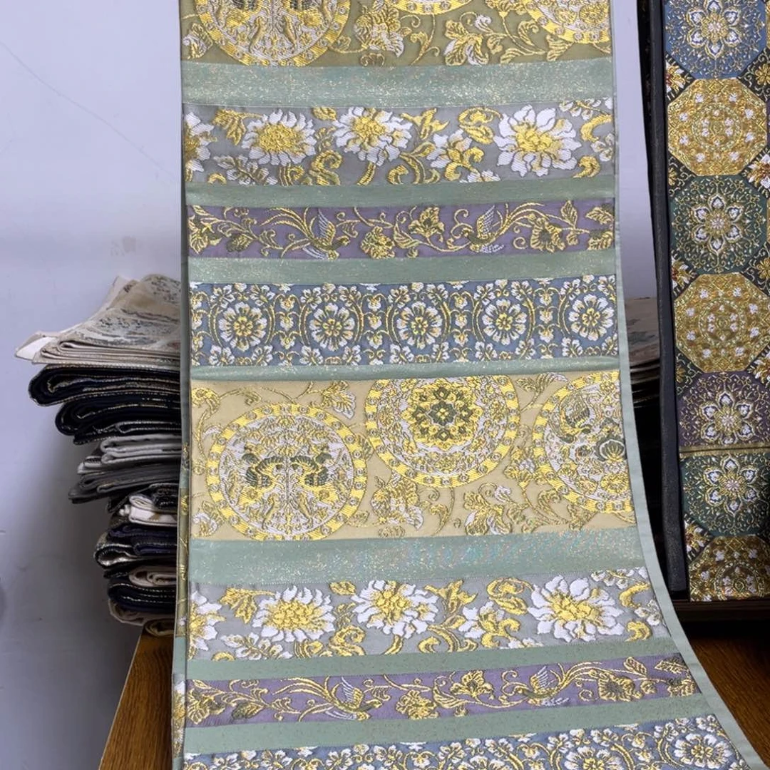 刺绣织锦技艺高超技艺