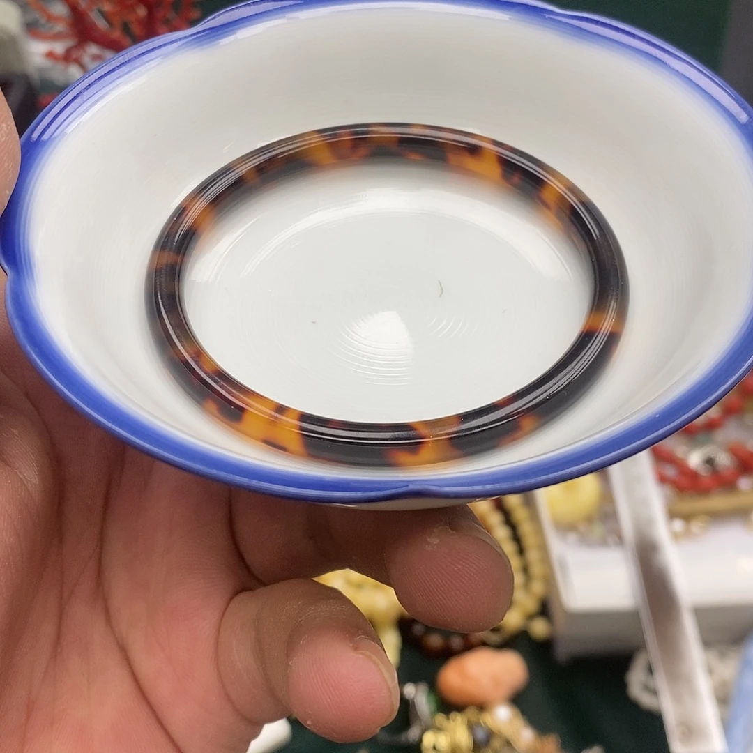 瓷片她*哈哈哈哈这么久以来第一次见到