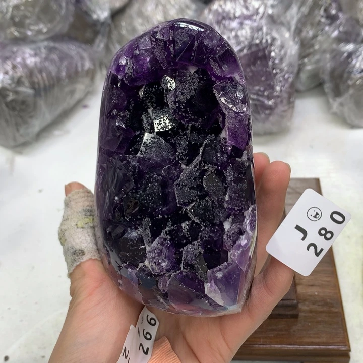 水晶大型摆件（非配饰）未镶嵌