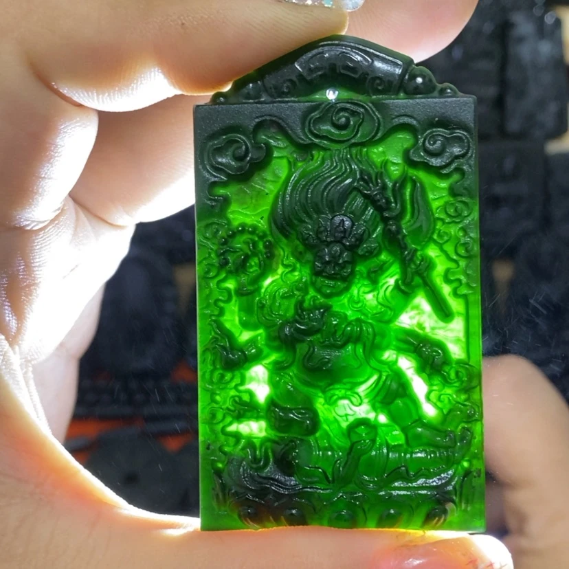 【闪购商品】未镶嵌蛇纹石玉颈饰