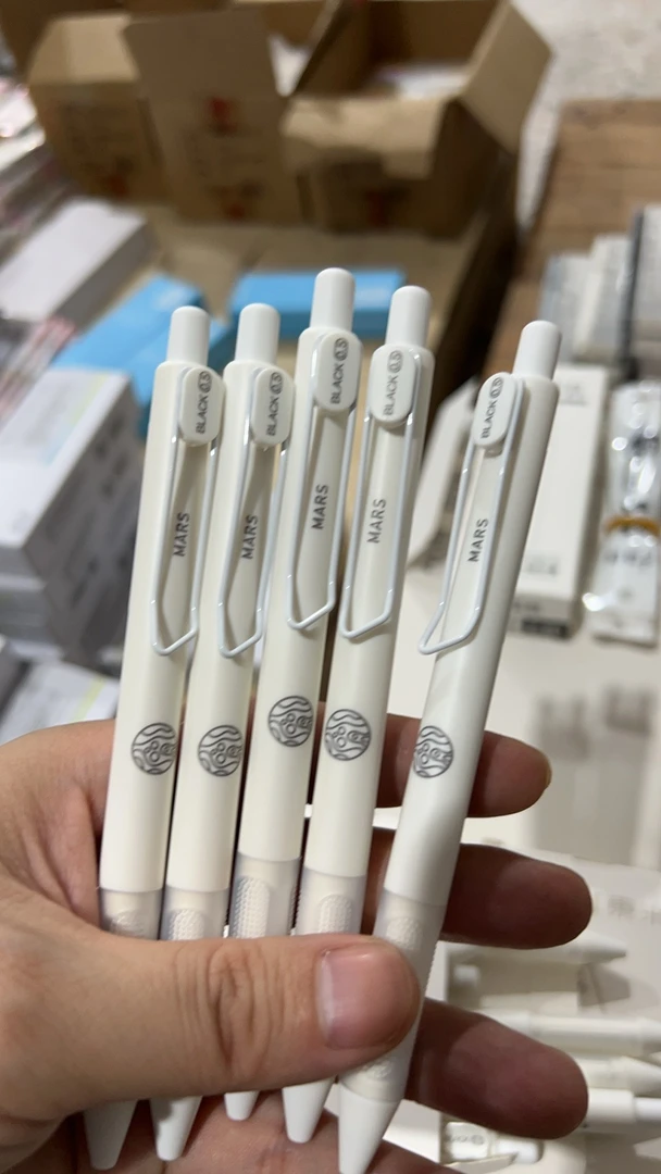 东米白杆简约高颜值黑色元宇宙速干按动刷题中性笔