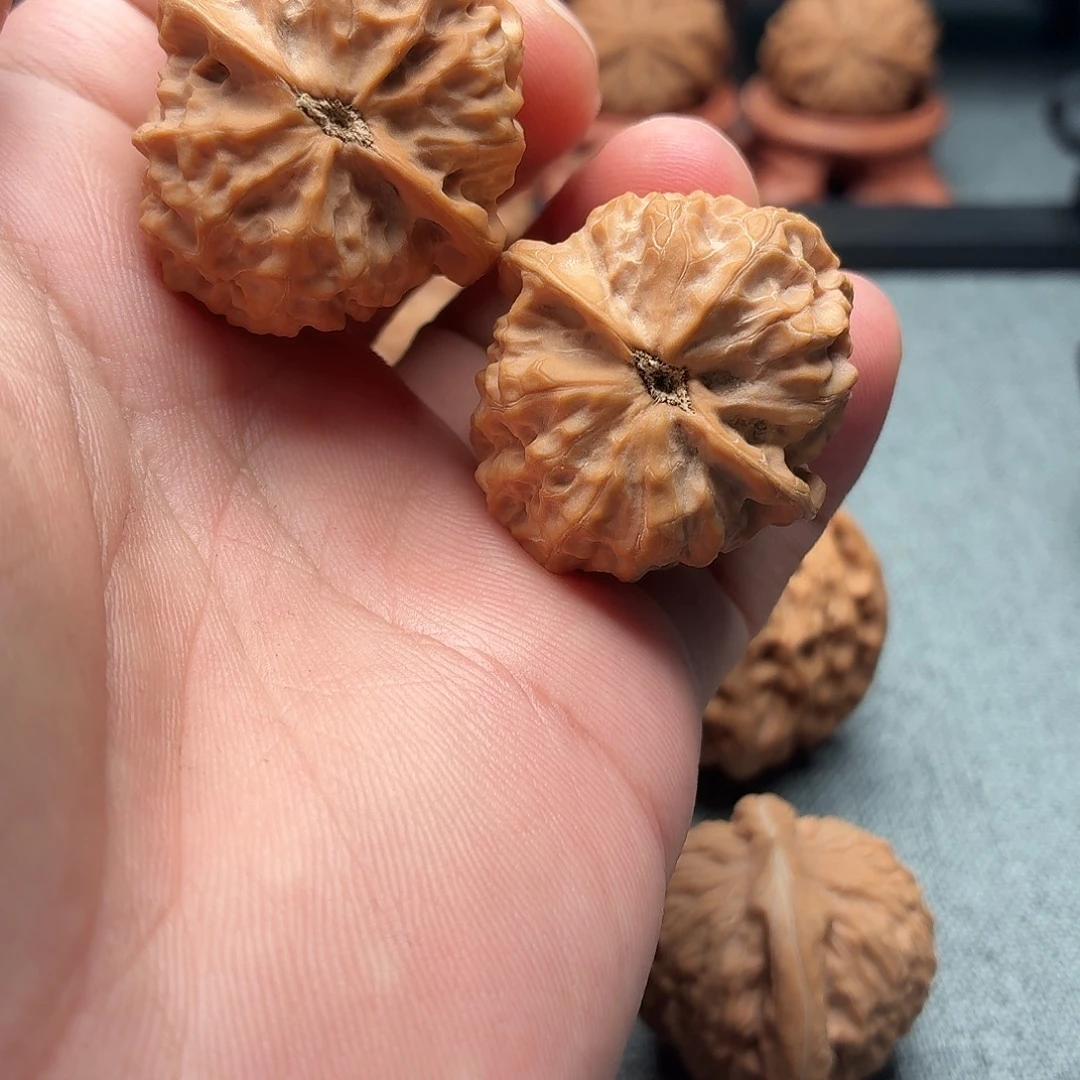 沿***8文玩核桃吊坠沈鸡34尺寸012