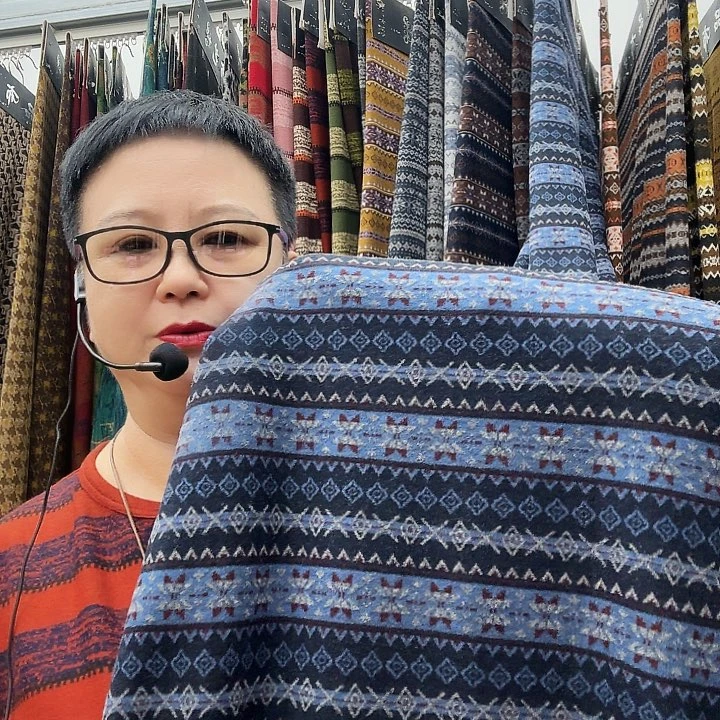 雪***烧民族风浅蓝1.5米面料