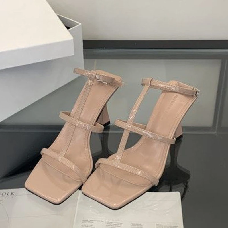 2025年夏新款配裙子裸粉色高跟一字扣带露趾细跟凉鞋女T字高跟鞋8