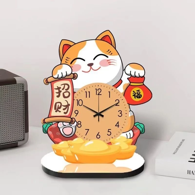 Q03招财猫卡通钟表创意摆件静音摆台学习桌时钟上班办公室摆件