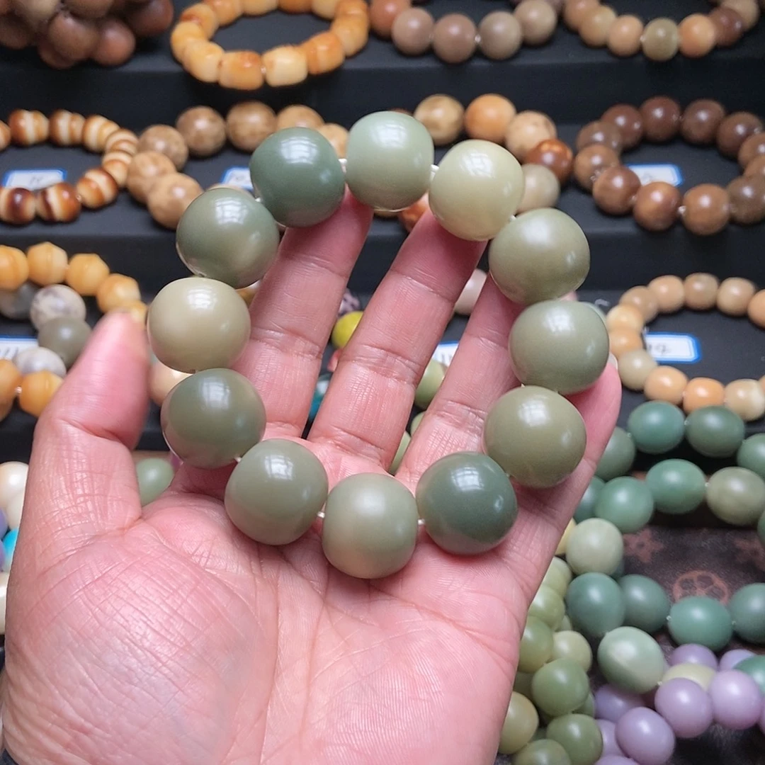 吊坠菩提根/象牙果21mm青苹果