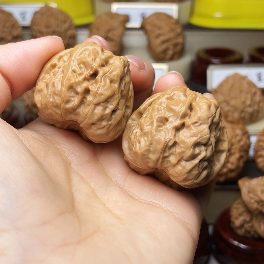 把件文玩核桃蛤蟆头35左右