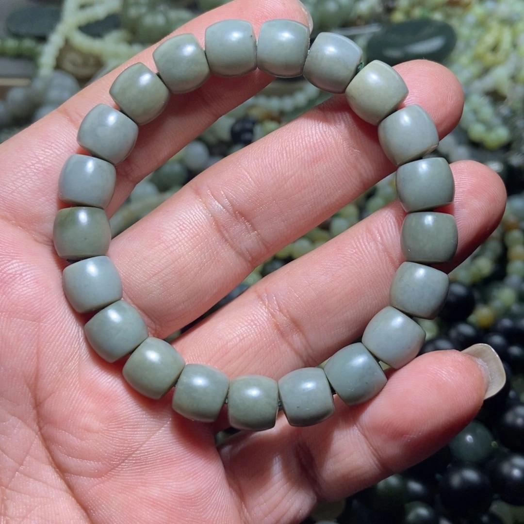 和田玉（糖玉）未镶嵌手链