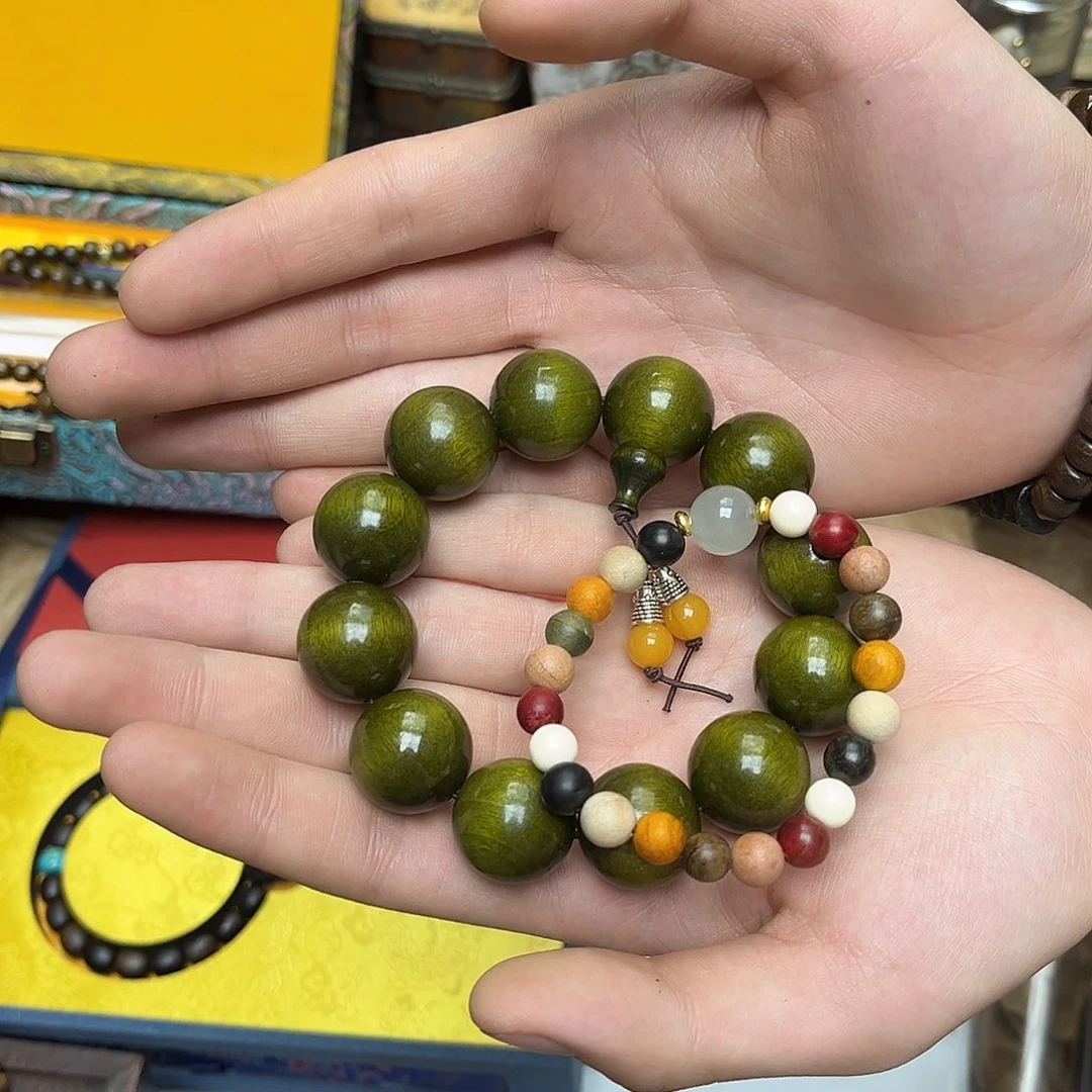 大叶紫檀（黑酸枝木类）