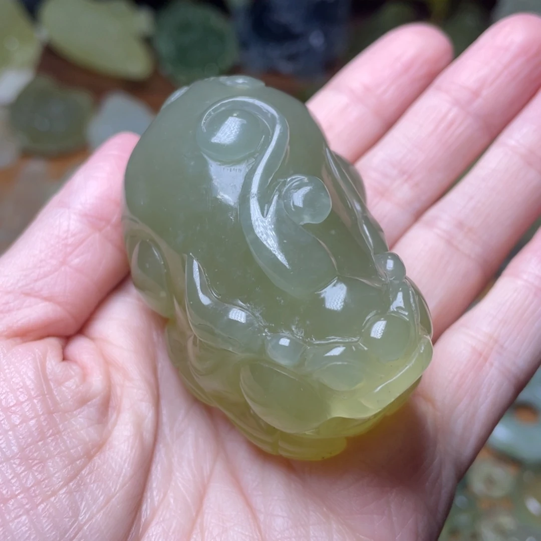 蛇纹石玉未镶嵌手把件