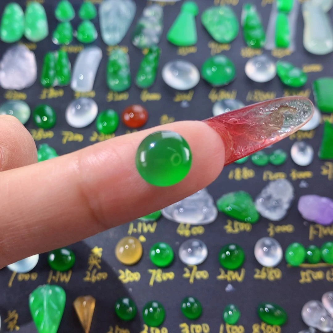 翡翠颈饰未镶嵌纯天然缅甸翡翠A货