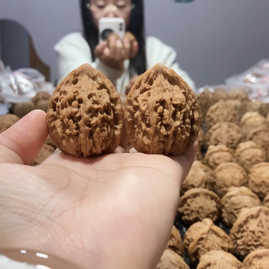 文玩核桃吊坠蚂蚁王36