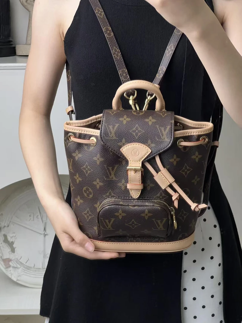99新 LouisVuitton/路易威登 montsouris双肩包mini老花/甄选