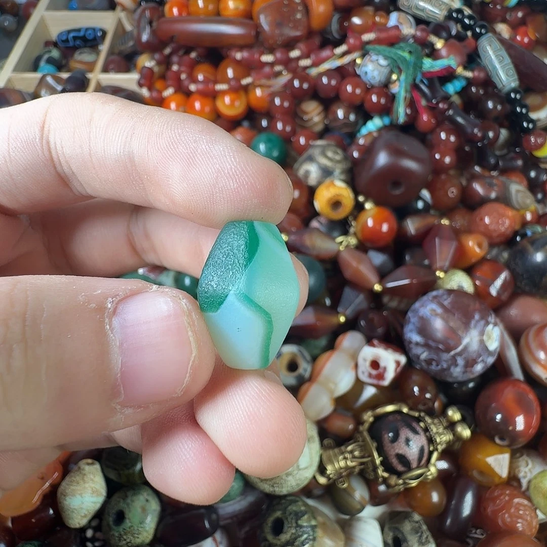 玛瑙/玉髓未镶嵌纯天然玛瑙珠子