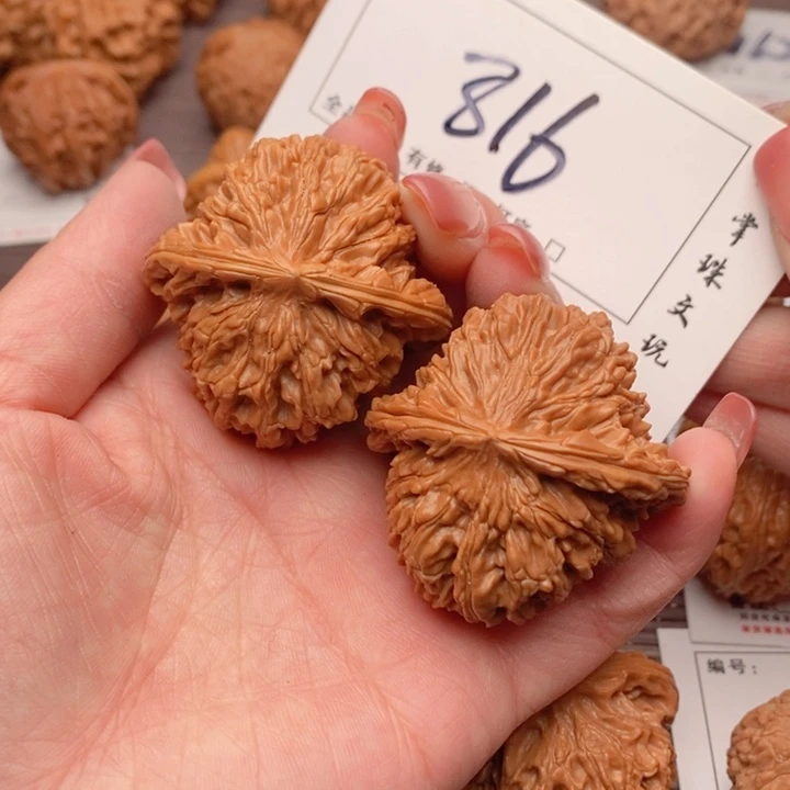 文玩核桃吊坠45楼子816