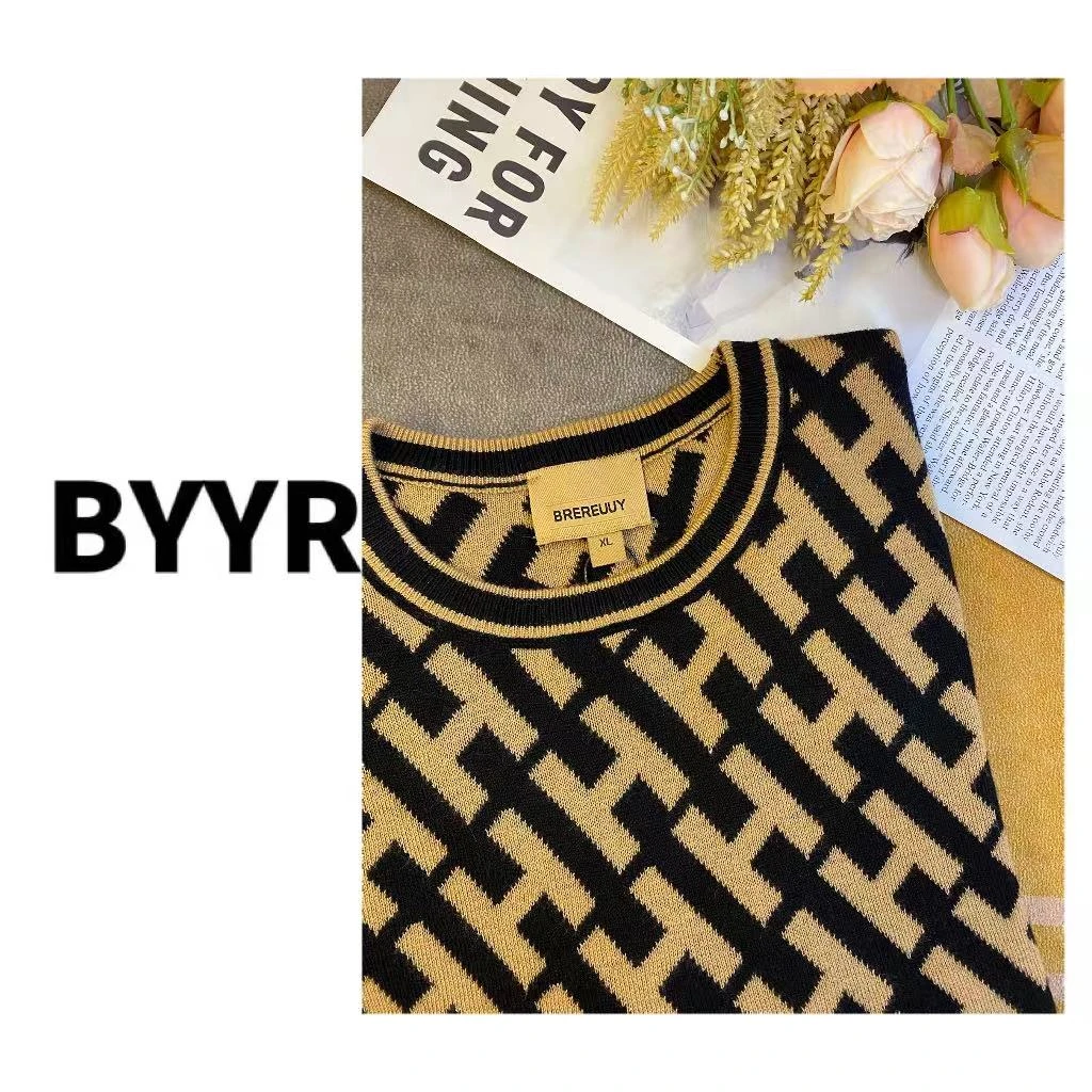 伴月伊人高定系列简约花色字母打底衫（170383）