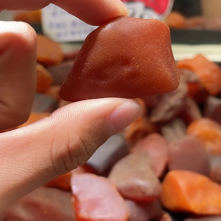 裸石琥珀未镶嵌吊坠