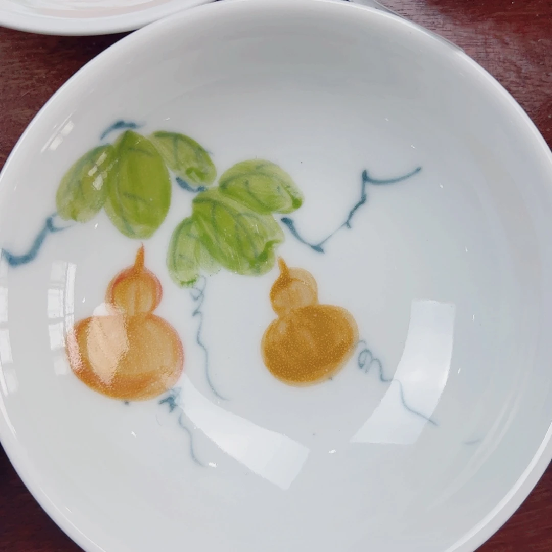 景德镇陶瓷手工手绘制作