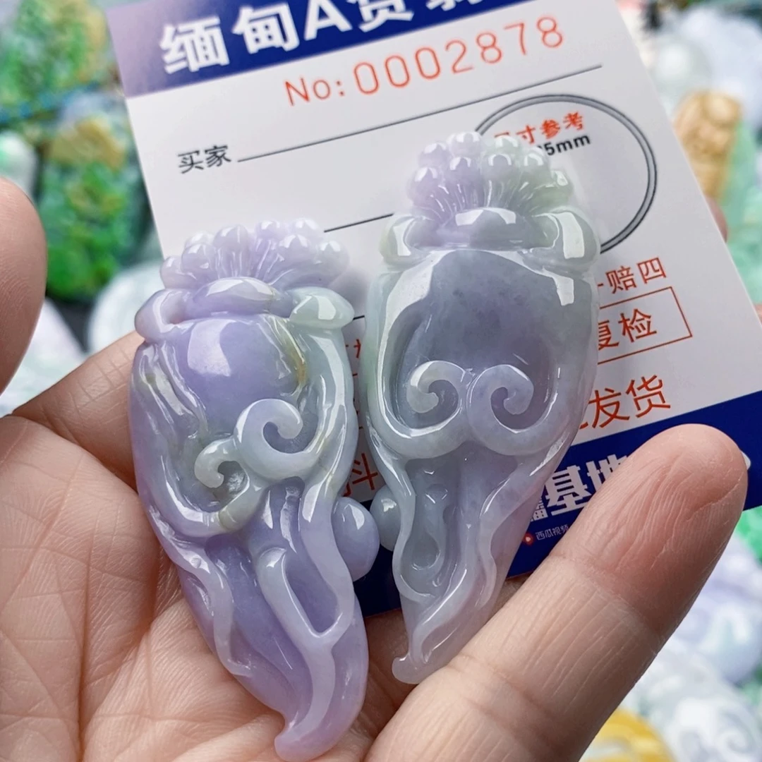缘****翡翠未镶嵌吊坠(不含链)