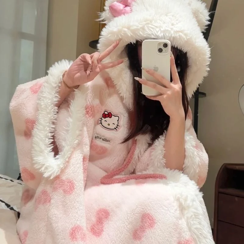 KT猫睡袍女秋冬季珊瑚绒中长款加绒加厚连帽斗篷睡衣裙家居服FFV