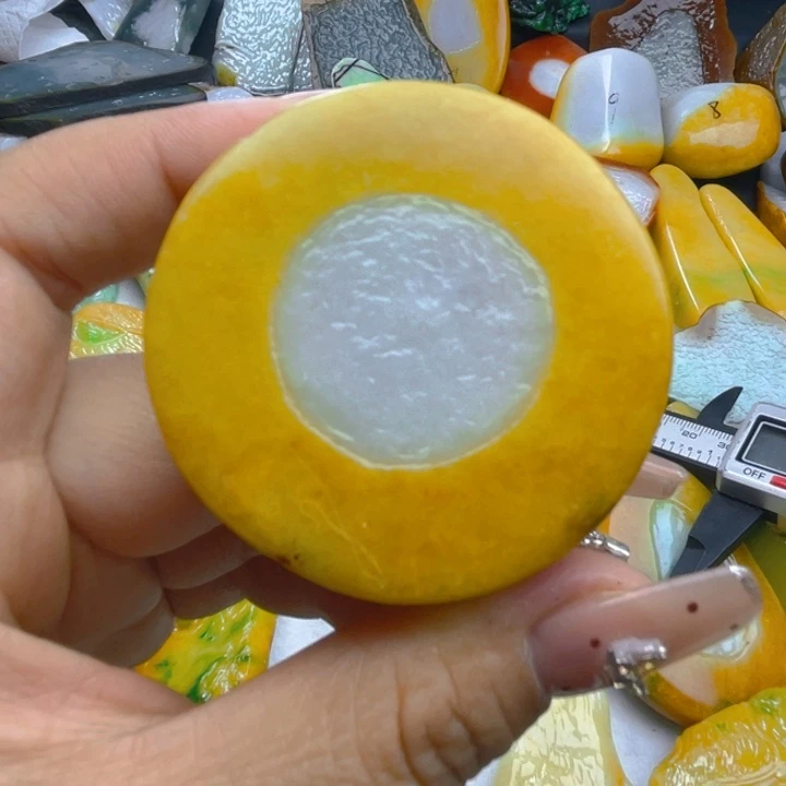 翡翠未镶嵌挂件翡翠