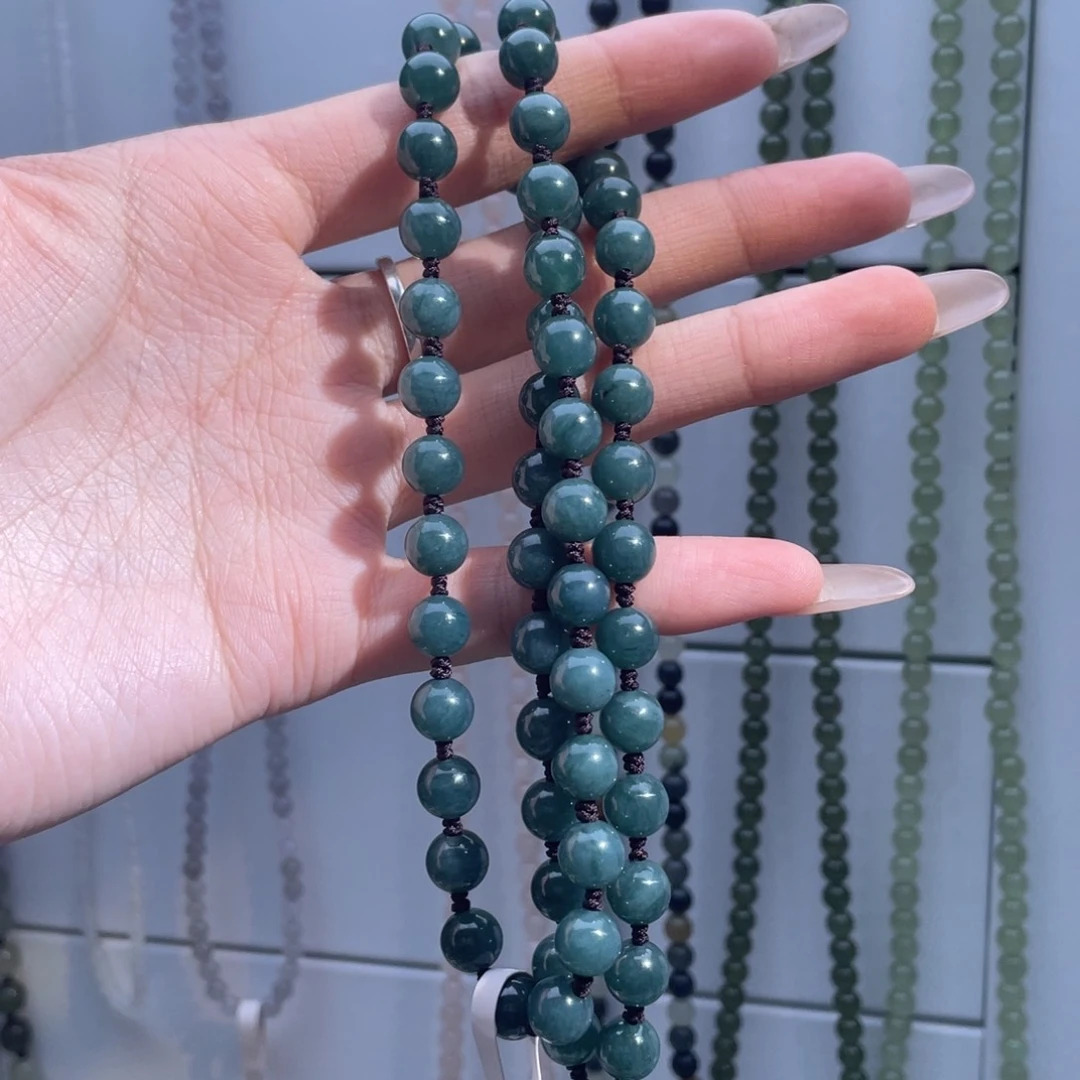 颈饰未镶嵌翡翠天然