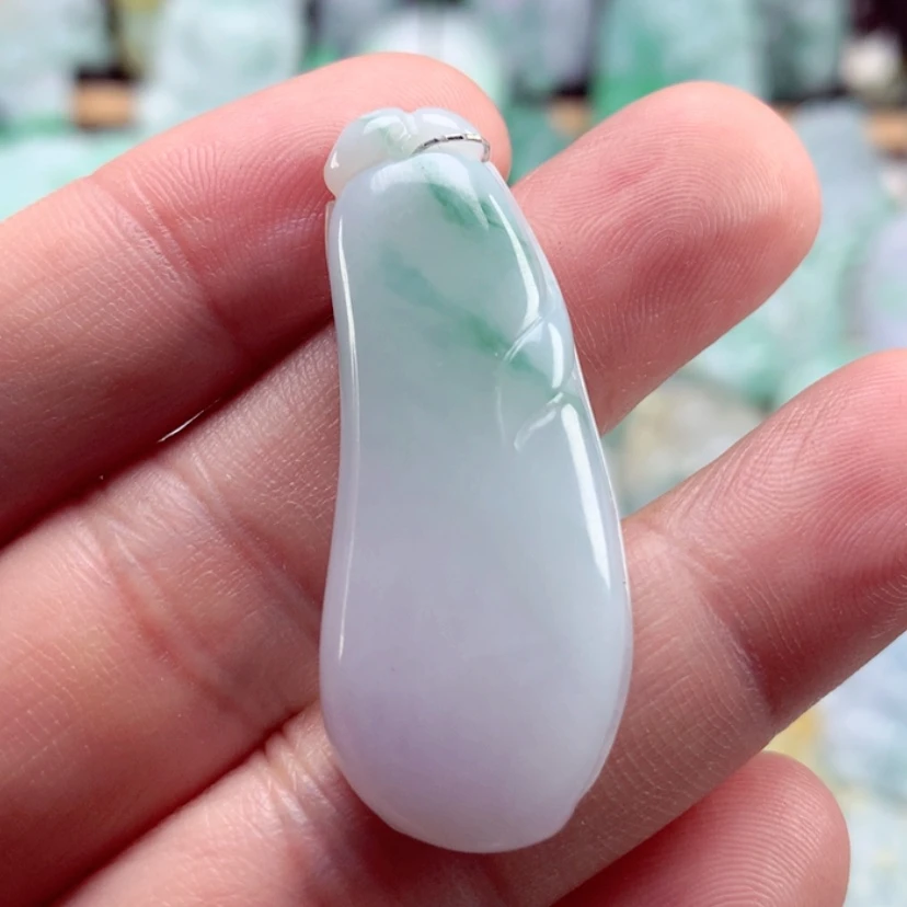 【闪购商品】翡翠吊坠(不含链)未镶嵌