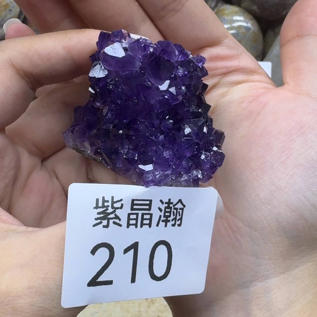 未镶嵌水晶大型摆件（非配饰）