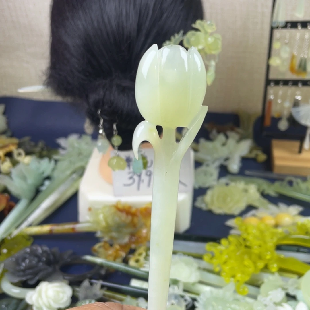 蛇纹石玉未镶嵌发饰