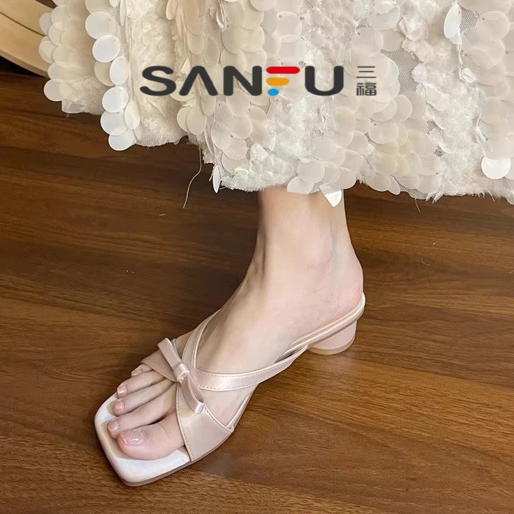 三福蝴蝶结方头法式凉鞋2025夏季新款4CM圆跟一字拖仙女风百搭