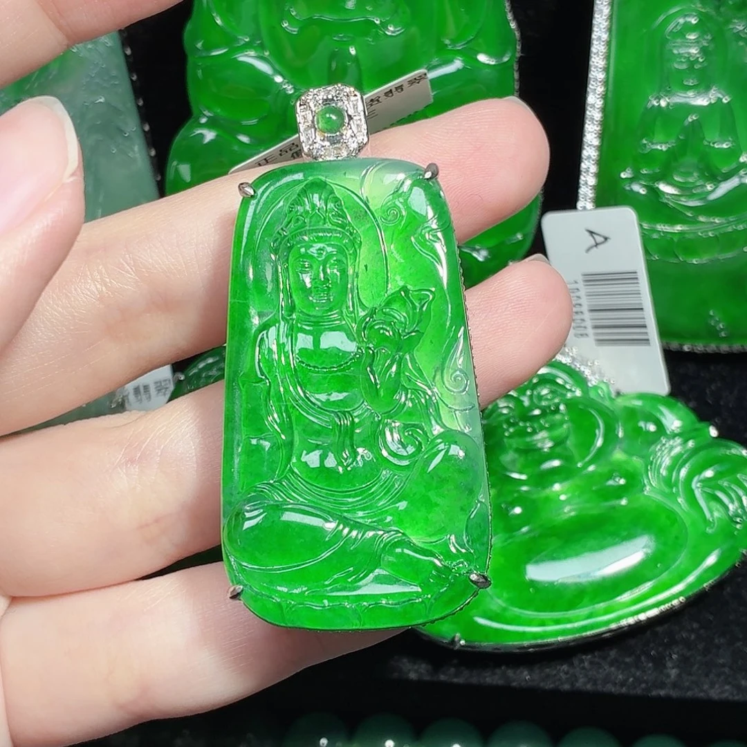 翡翠未镶嵌颈饰天然A货翡翠