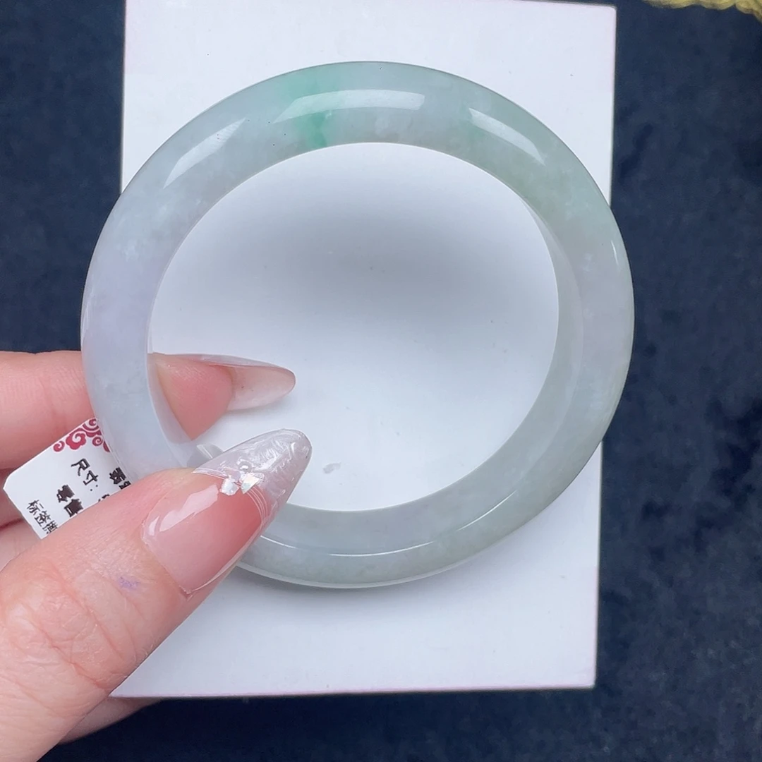 翡翠未镶嵌手镯012