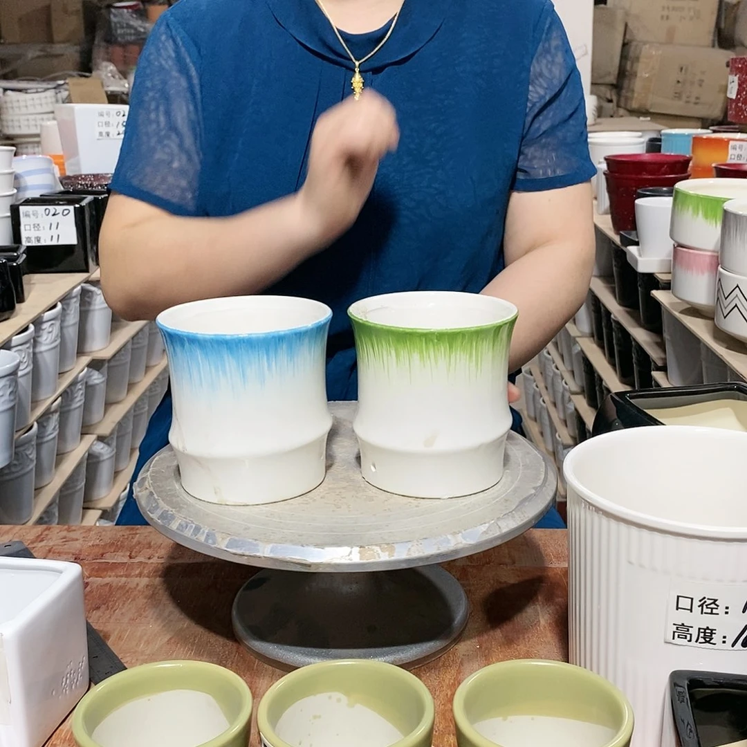 【闪购商品】微瑕花盆-024-两个颜色随机