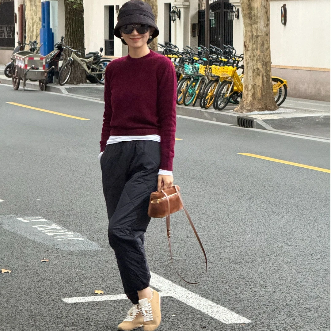 早春全羊毛长袖圆领羊毛衫