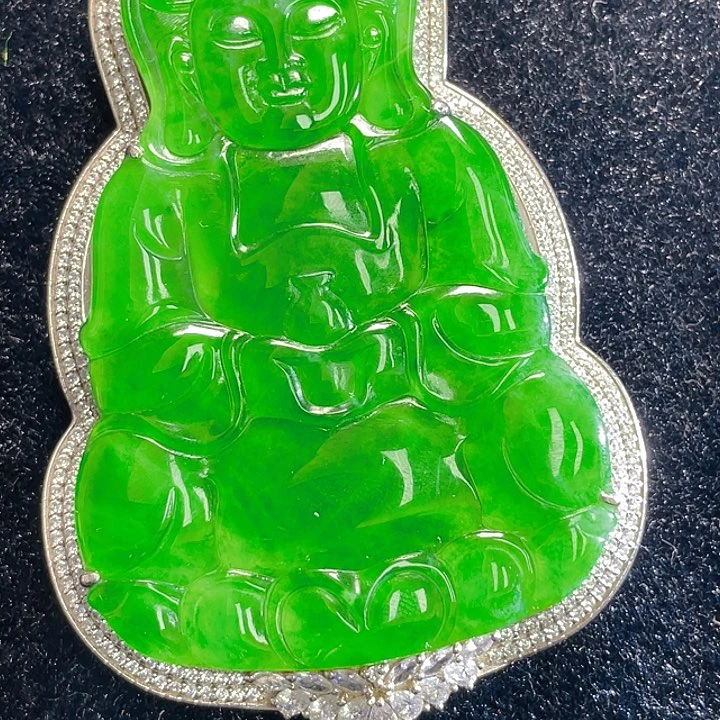 翡翠颈饰未镶嵌60，