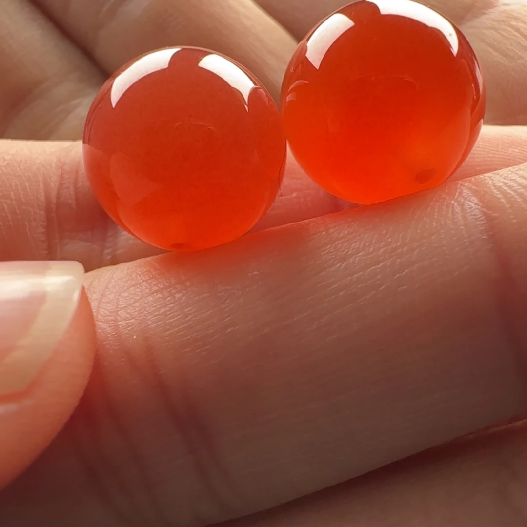 南红玛瑙未镶嵌圆对珠：13.3冰橘 有白纹