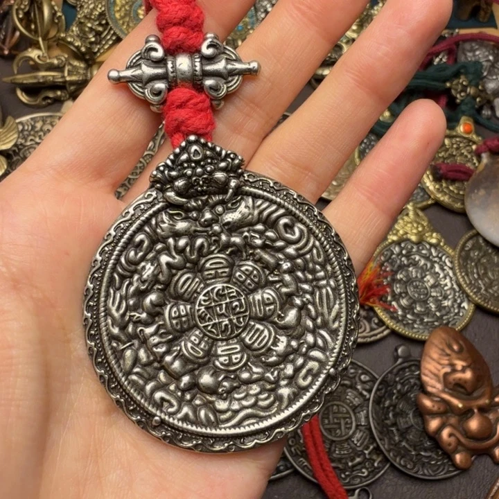 藏传文玩九宫如图